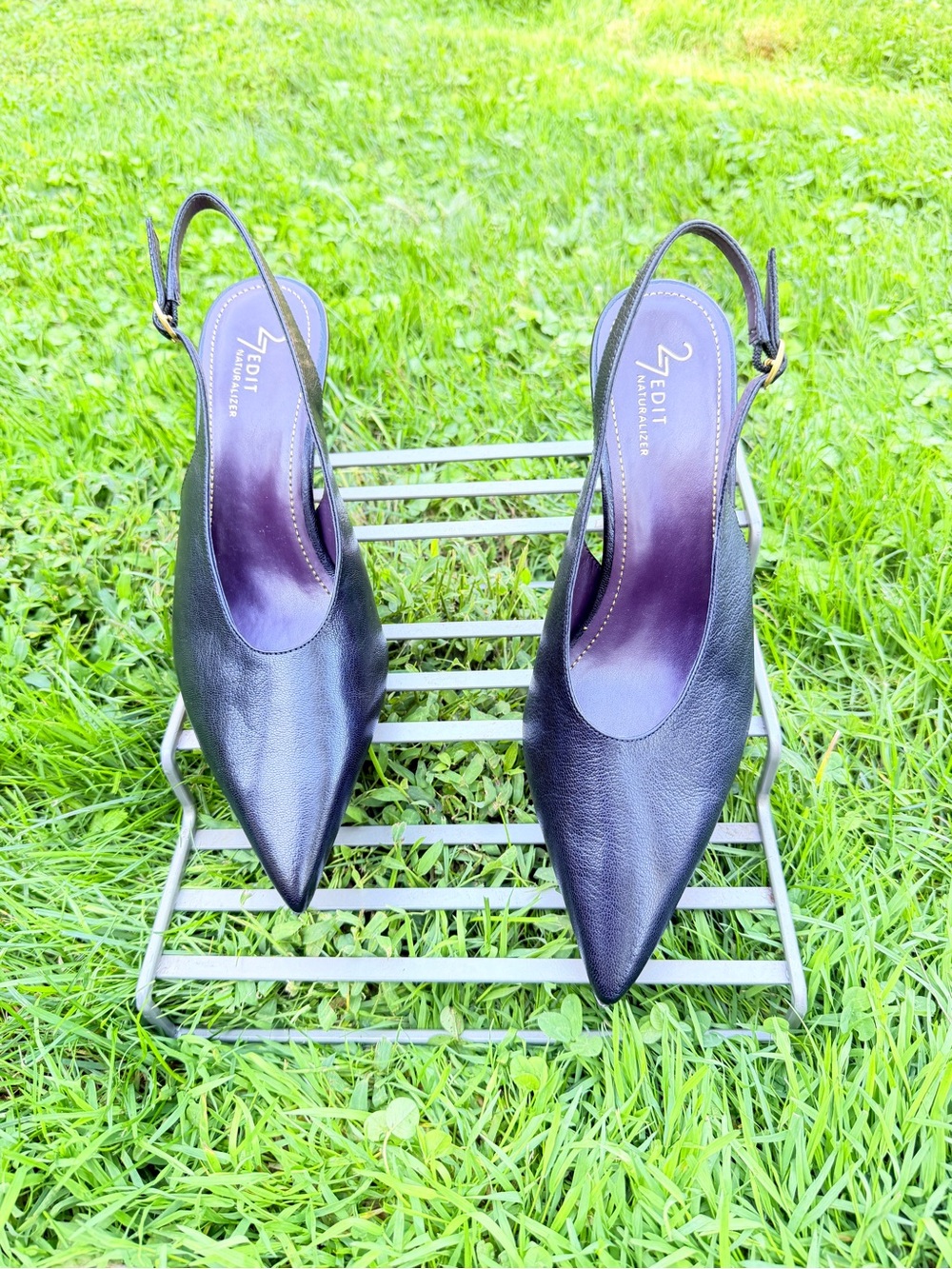 Naturalizer Black Pointed Slingback Heels